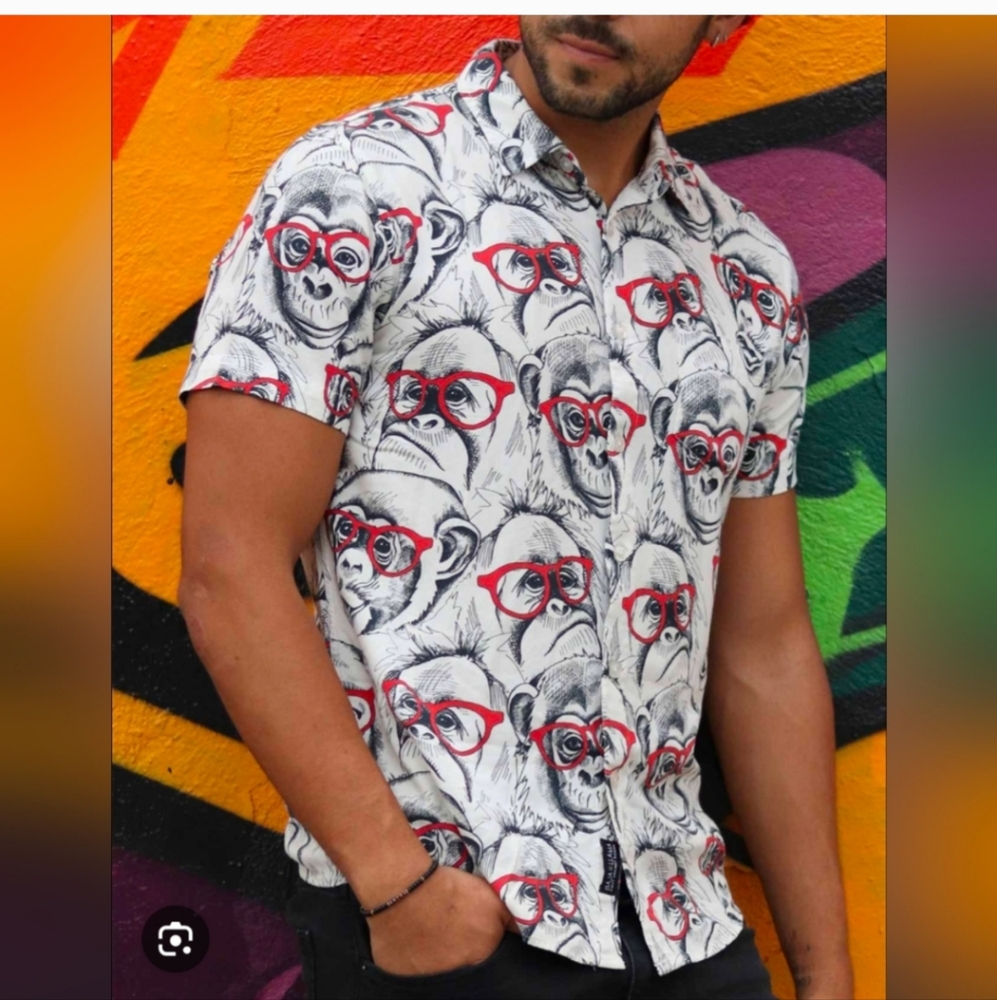 Baja Llama EUC Chimp Wearing RED Glasses Large Button Down